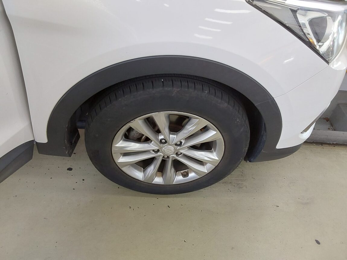 HYUNDAI SANTA FE THE PRIME DIESEL R2.0 2WD VALUE PLUS 2018 - zdjęcie 22