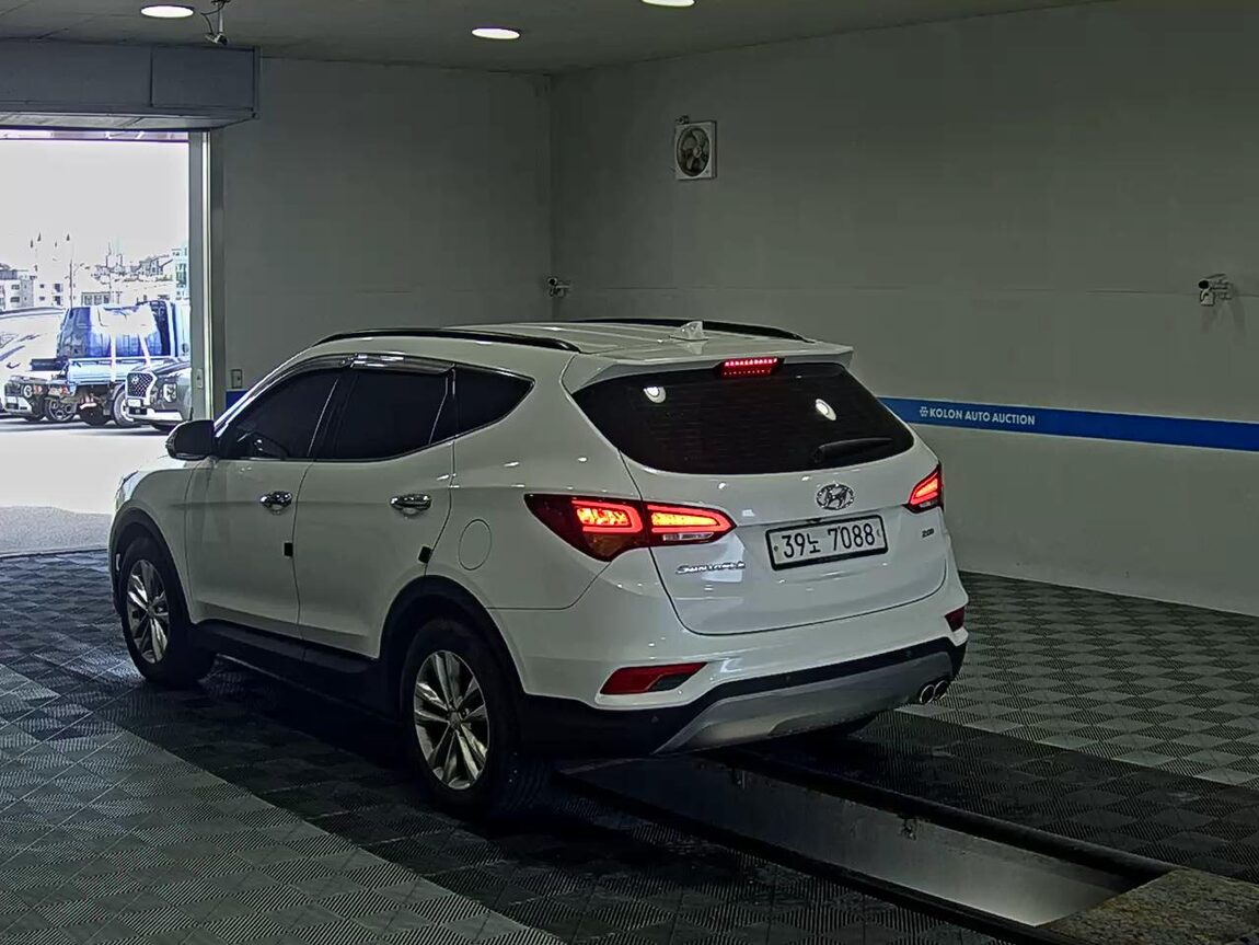 HYUNDAI SANTA FE THE PRIME DIESEL R2.0 2WD VALUE PLUS 2018 - zdjęcie 6