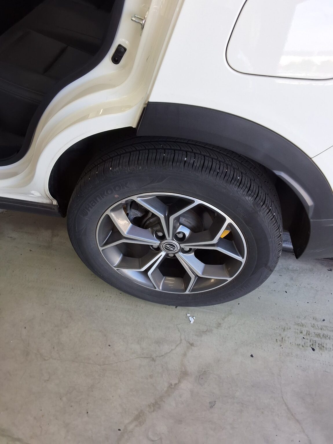 KG MOBILITY (SSANGYONG) ALL NEW KORANDO 1.5 GASOLINE 2WD C5 PLUS 2023 - zdjęcie 23