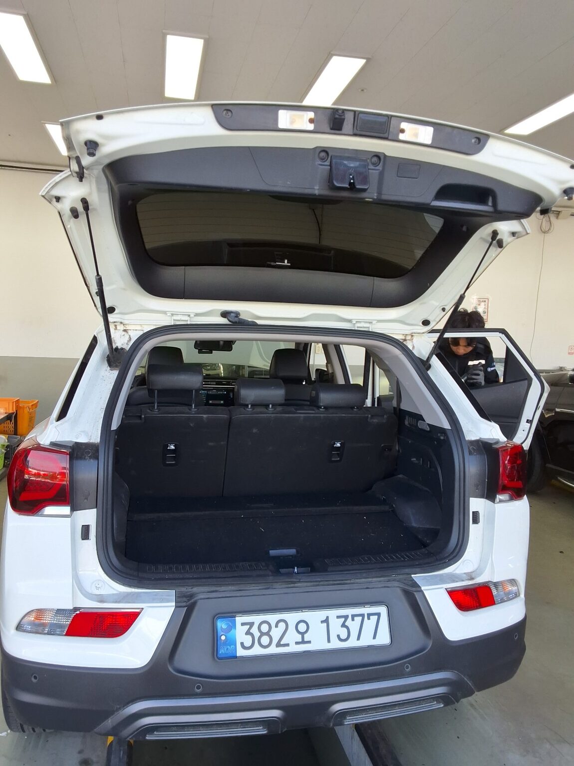 KG MOBILITY (SSANGYONG) ALL NEW KORANDO 1.5 GASOLINE 2WD C5 PLUS 2023 - zdjęcie 15