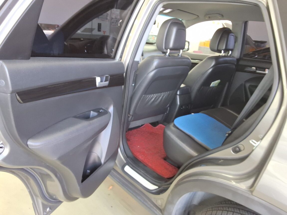KIA SORENTO R DIESEL 2.0 2WD TLX LUXURY MODEL 2012 - zdjęcie 12