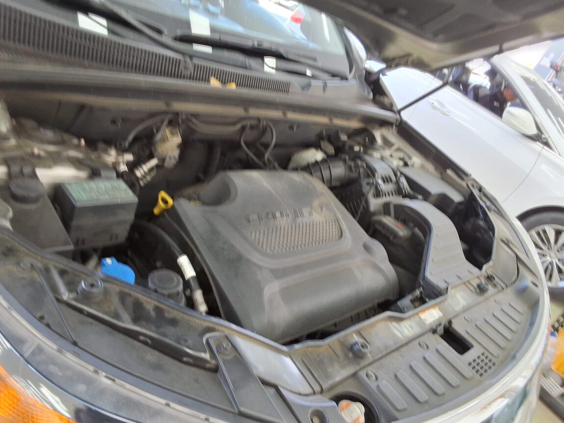 KIA SORENTO R DIESEL 2.0 2WD TLX LUXURY MODEL 2012 - zdjęcie 17