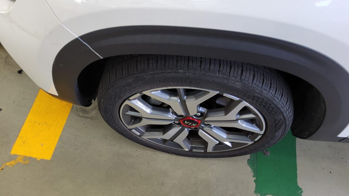 KIA SELTOS 1.6 GASOLINE 2WD NOBLESSE 2020 - zdjęcie 23