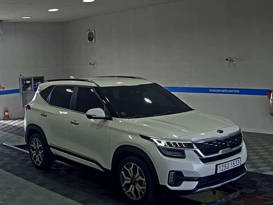 KIA SELTOS 1.6 GASOLINE 2WD NOBLESSE 2020 - zdjęcie 3