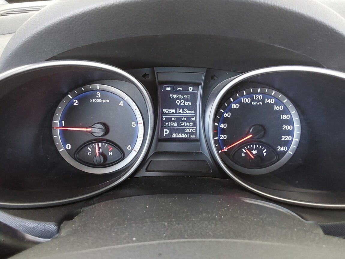 HYUNDAI SANTA FE (DM) DIESEL R2.0 2WD PREMIUM 2015 - zdjęcie 9
