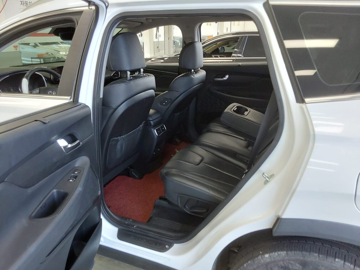 HYUNDAI THE NEW SANTA FE DIESEL 2.2 2WD PRESTIGE 2021 - zdjęcie 12