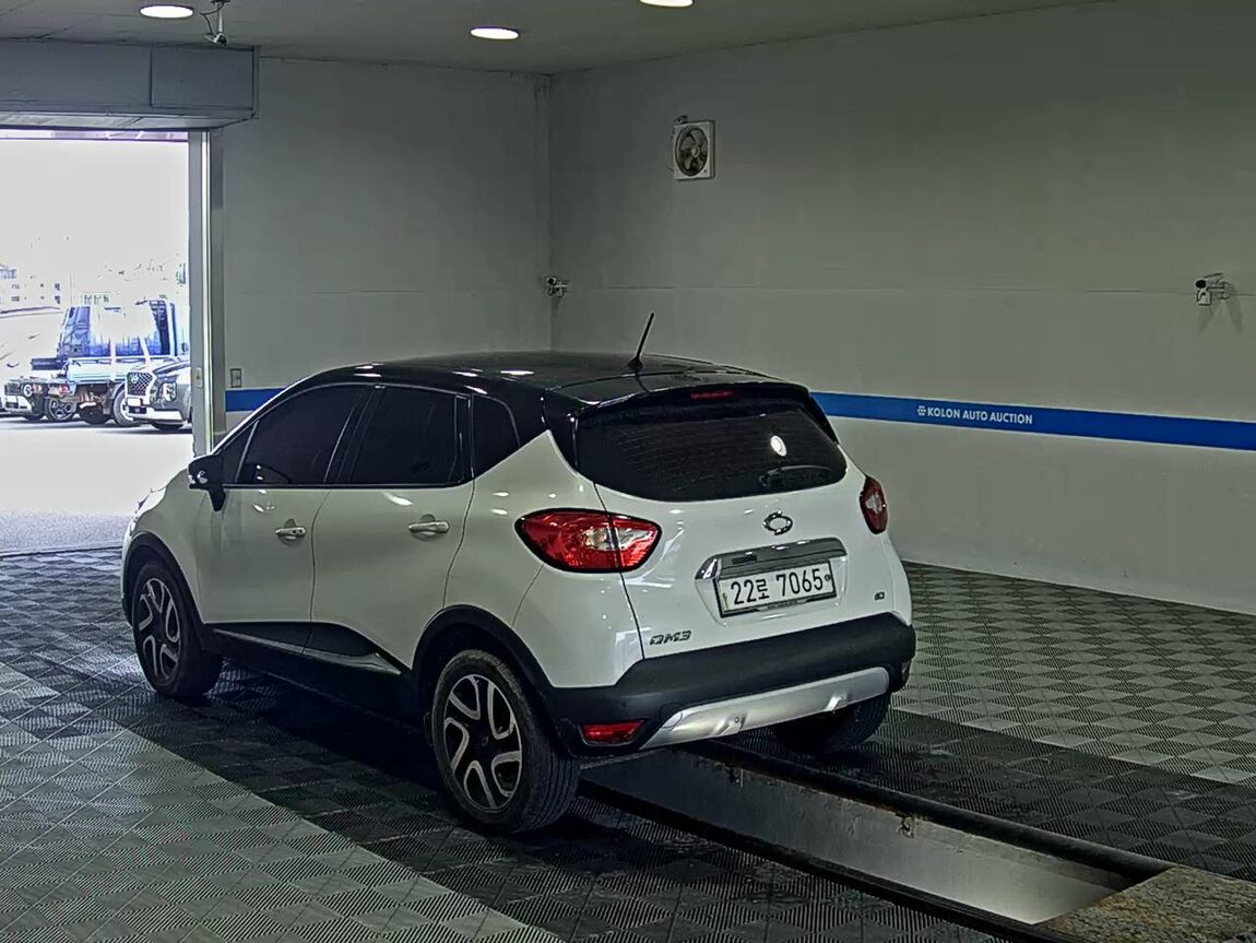RENAULT (SAMSUNG) QM3 RE SIGNATURE ETOILE WHITE BODY 2017 - zdjęcie 6
