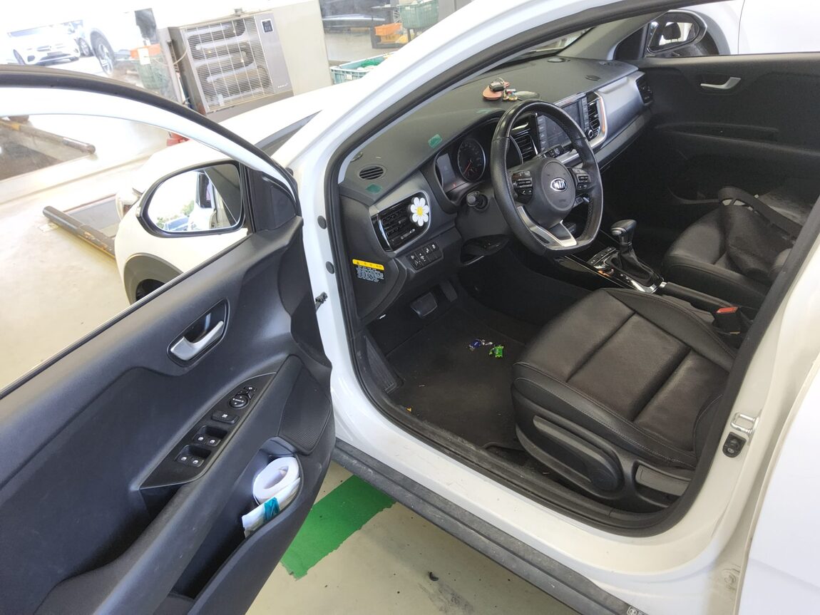 KIA STONIC U2 1.6 DIESEL TRENDY 2019 - zdjęcie 10