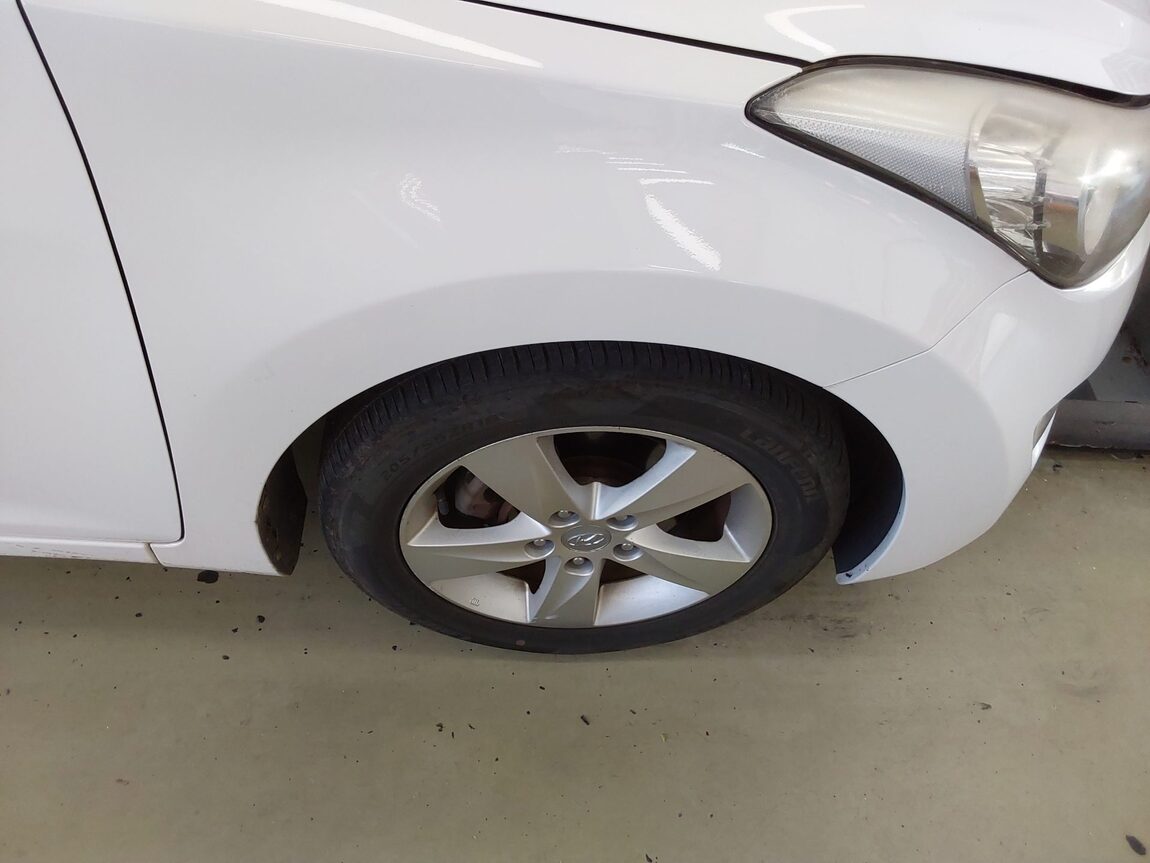 HYUNDAI AVANTE MD M16 GDi PREMIER 2012 - zdjęcie 23