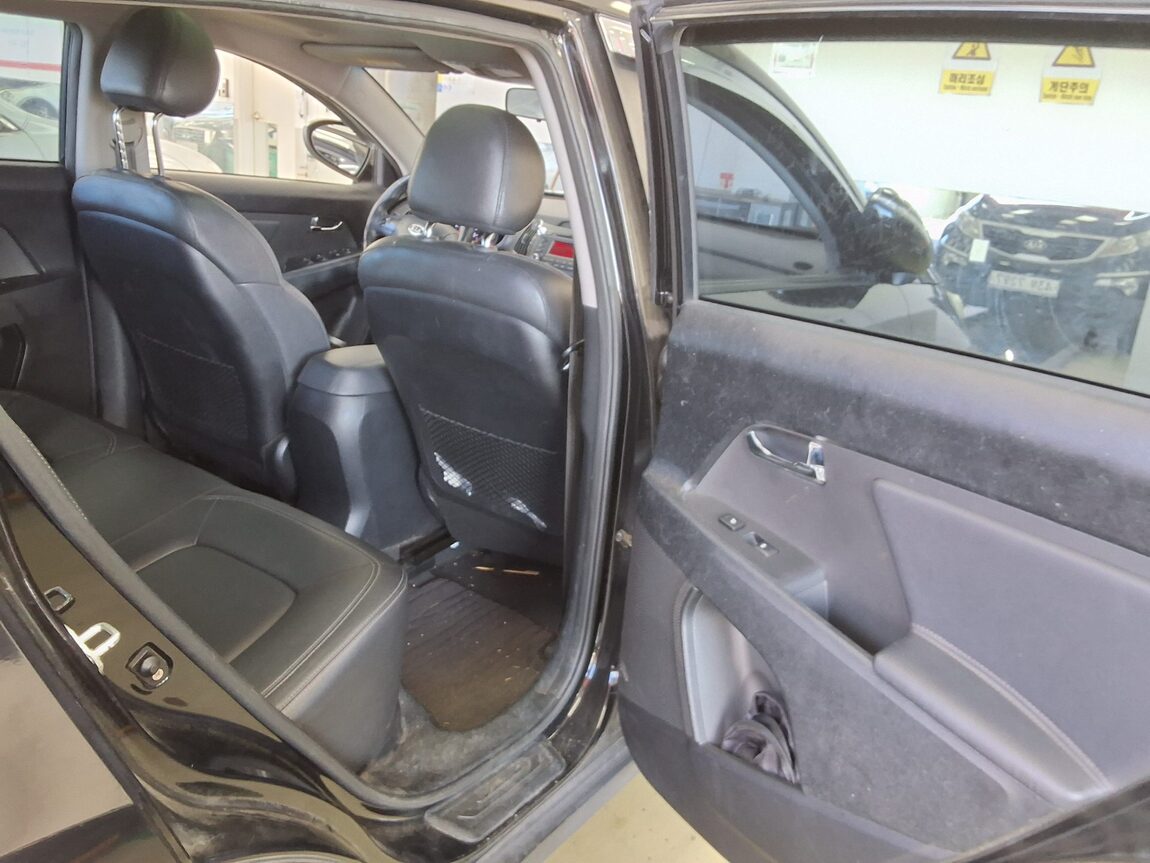 KIA SPORTAGE R DIESEL R2.0 2WD TLX LUXURY MODEL 2011 - zdjęcie 13