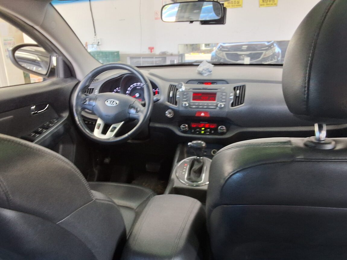 KIA SPORTAGE R DIESEL R2.0 2WD TLX LUXURY MODEL 2011 - zdjęcie 11