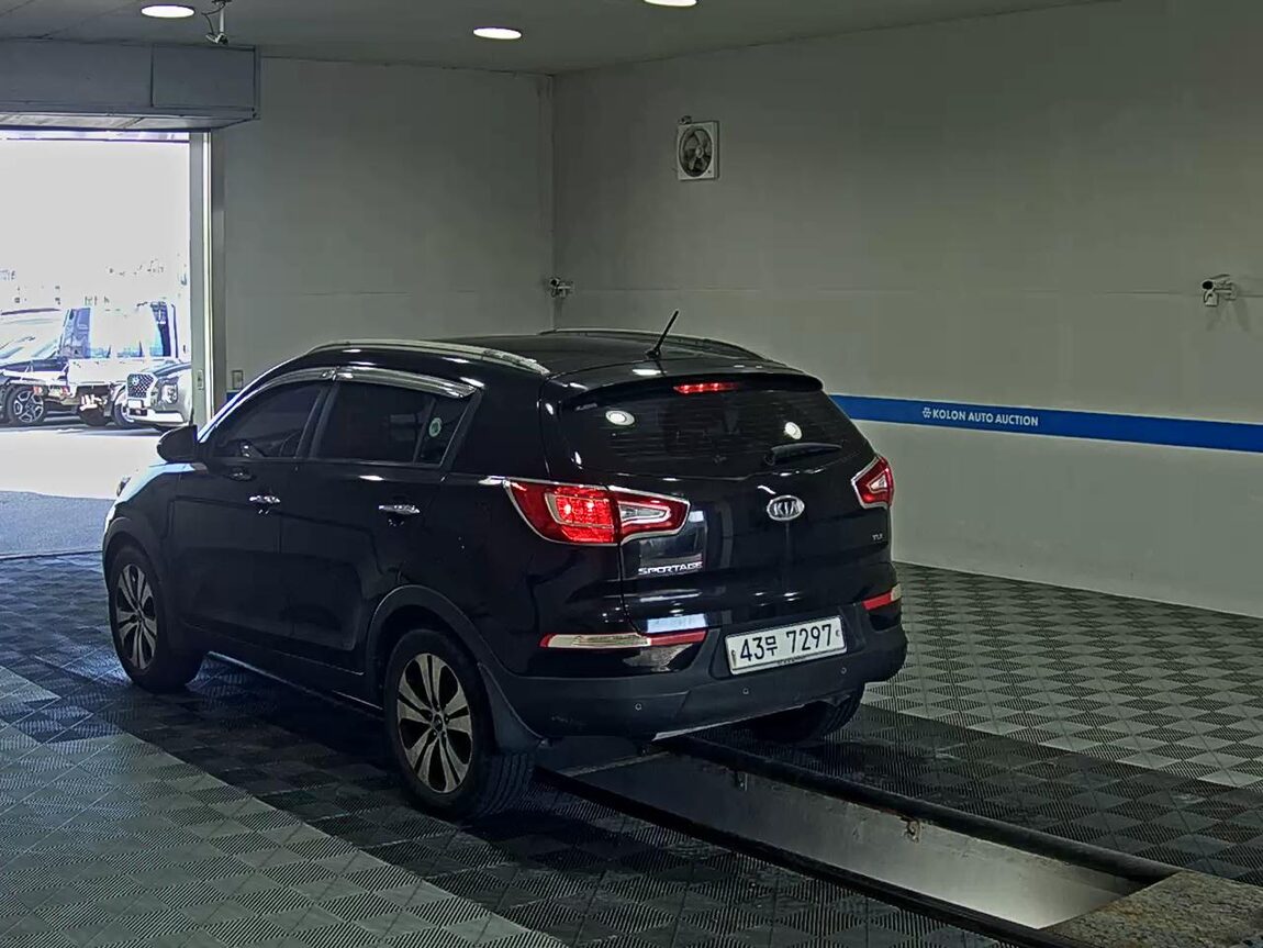 KIA SPORTAGE R DIESEL R2.0 2WD TLX LUXURY MODEL 2011 - zdjęcie 6