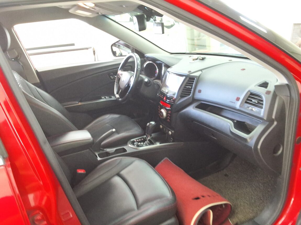 KG MOBILITY (SSANGYONG) TIVOLI AIR DIESEL 2WD RX 2016 - zdjęcie 15