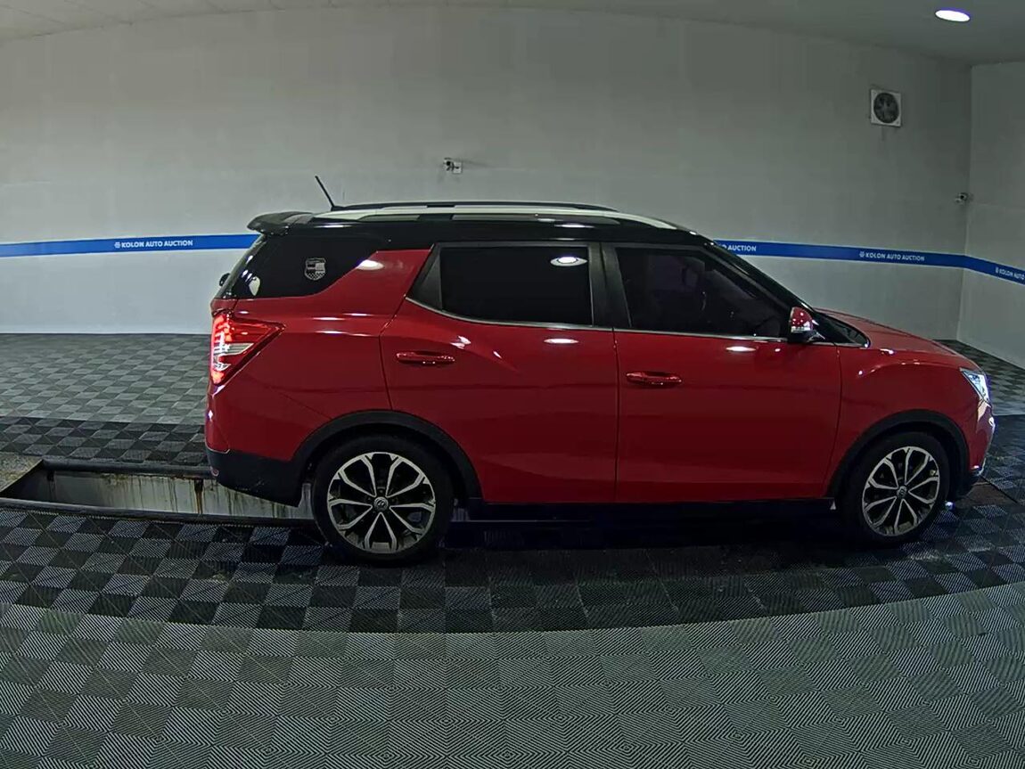 KG MOBILITY (SSANGYONG) TIVOLI AIR DIESEL 2WD RX 2016 - zdjęcie 4