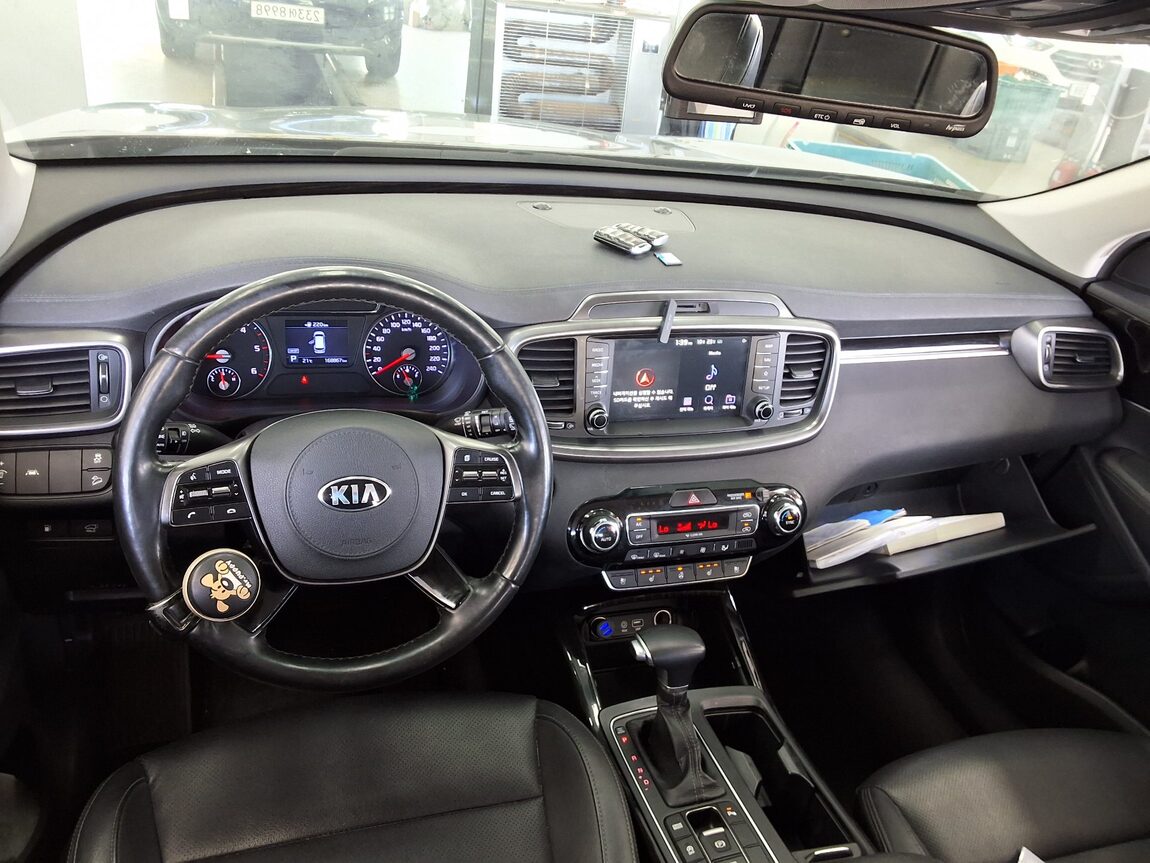 KIA THE NEW SORENTO DIESEL R2.0 2WD NOBLESSE 2020 - zdjęcie 11