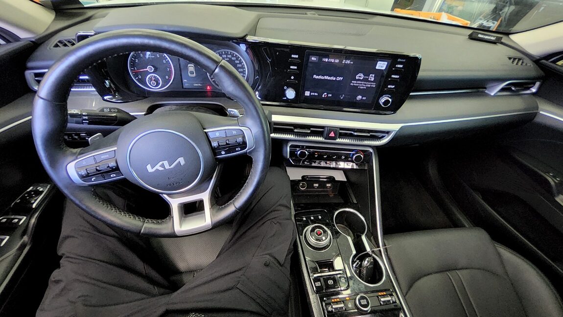 KIA NEW K5 (DL3) 2.0 LPI RENTAL CAR STANDARD 2023 - zdjęcie 11