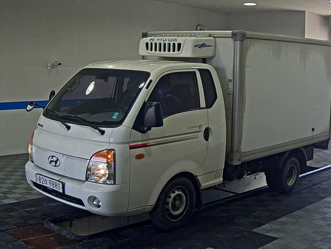 HYUNDAI PORTER II FREEZER BOX TRUCK SUPER CAB 2012 - zdjęcie 2