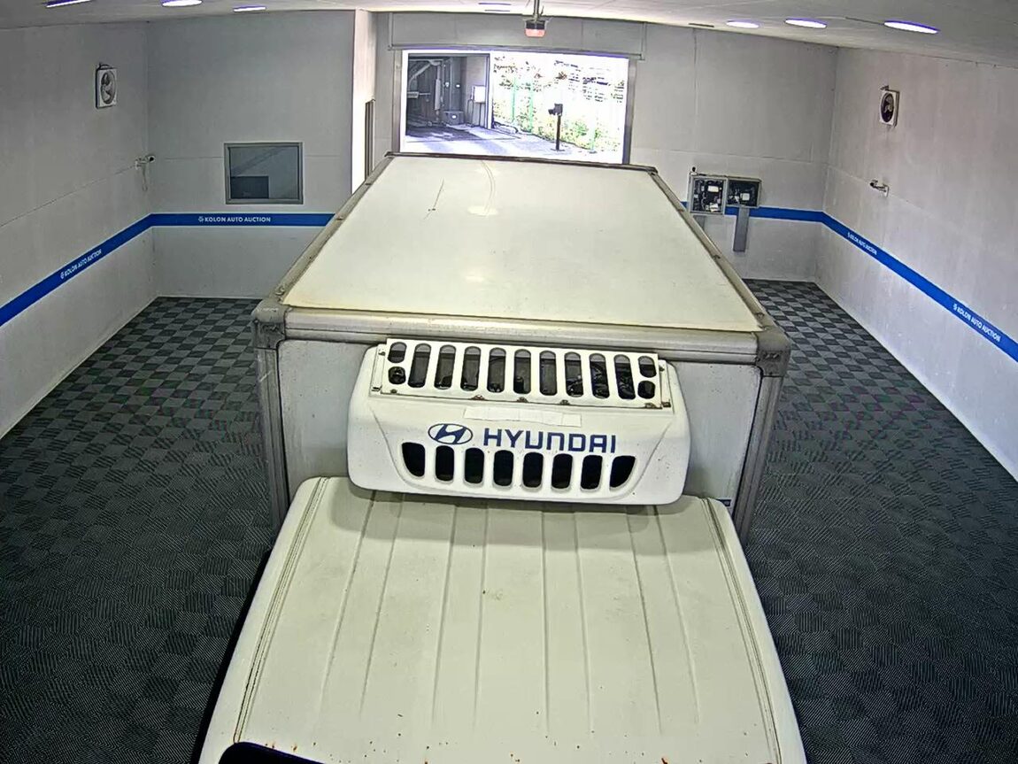 HYUNDAI PORTER II FREEZER BOX TRUCK SUPER CAB 2012 - zdjęcie 7