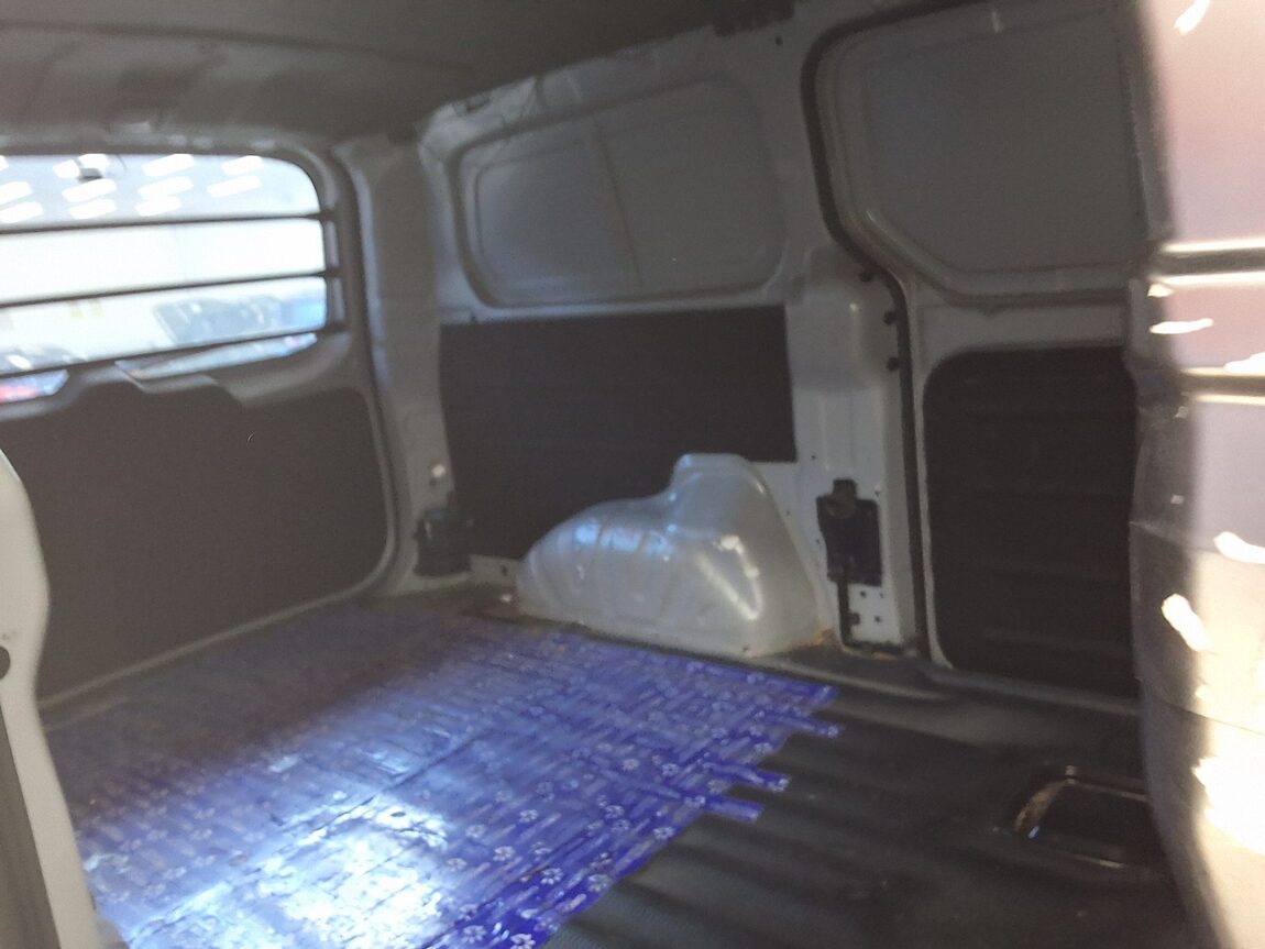 HYUNDAI THE NEW GRAND STAREX 3-SEATER DIESEL VAN SMART 2018 - zdjęcie 14
