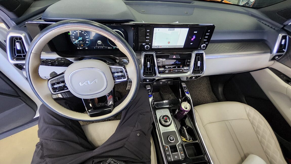 KIA NEW SORENTO HYBRID (MQ4) 1.6 HEV 2WD GRAVITY 2023 - zdjęcie 11
