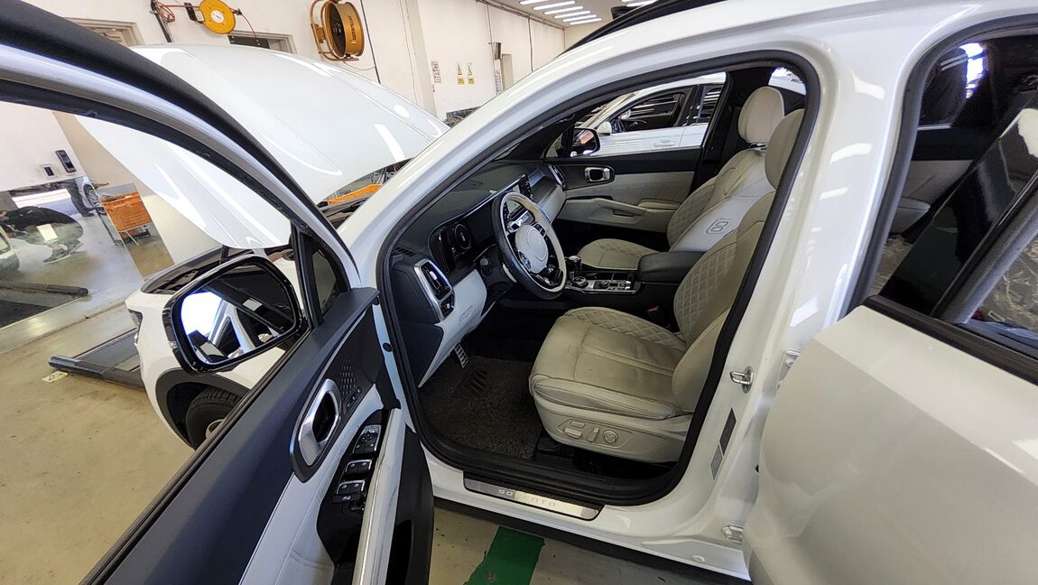 KIA NEW SORENTO HYBRID (MQ4) 1.6 HEV 2WD GRAVITY 2023 - zdjęcie 10