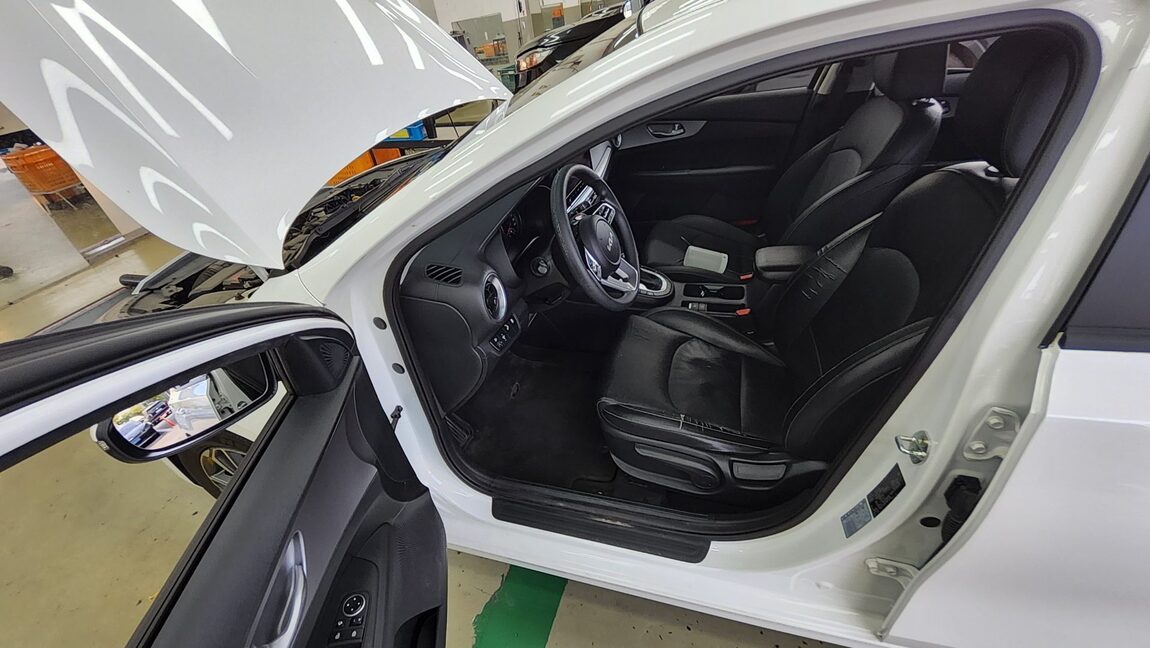 KIA THE NEW K3 1.6 GASOLINE TRENDY 2023 - zdjęcie 10