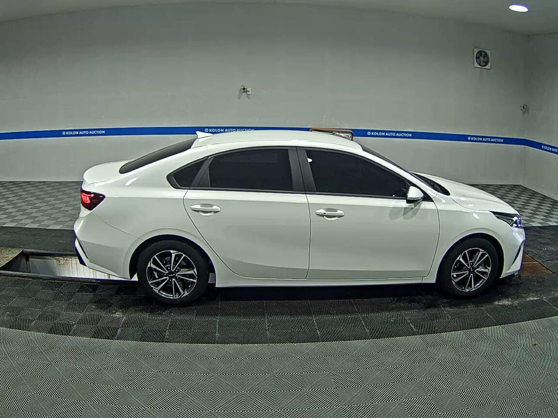KIA THE NEW K3 1.6 GASOLINE TRENDY 2023 - zdjęcie 4