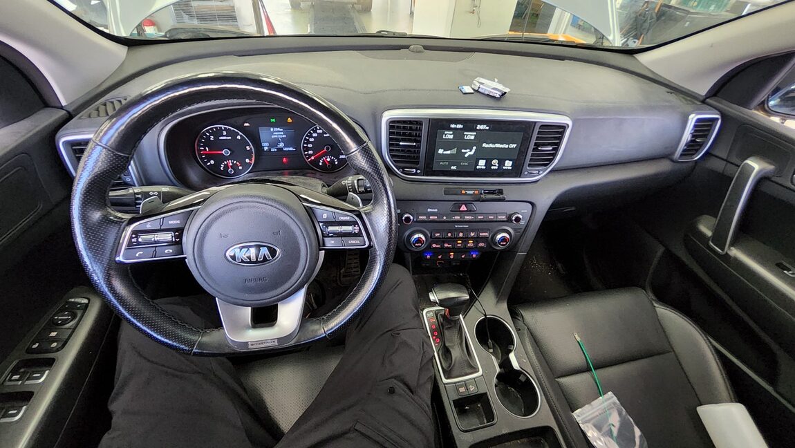 KIA SPORTAGE THE BOLD R2.0 DIESEL 2WD TRENDY 2020 - zdjęcie 11