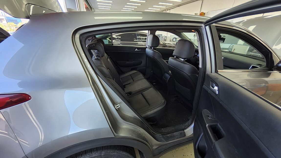 KIA SPORTAGE THE BOLD R2.0 DIESEL 2WD TRENDY 2020 - zdjęcie 13