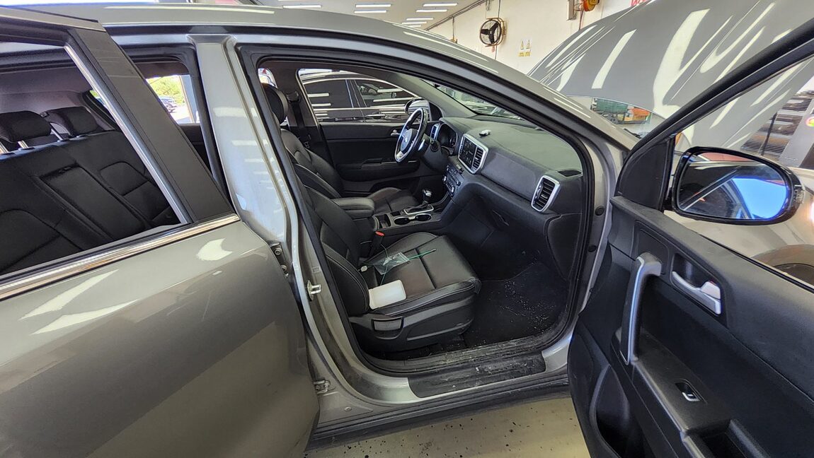 KIA SPORTAGE THE BOLD R2.0 DIESEL 2WD TRENDY 2020 - zdjęcie 14