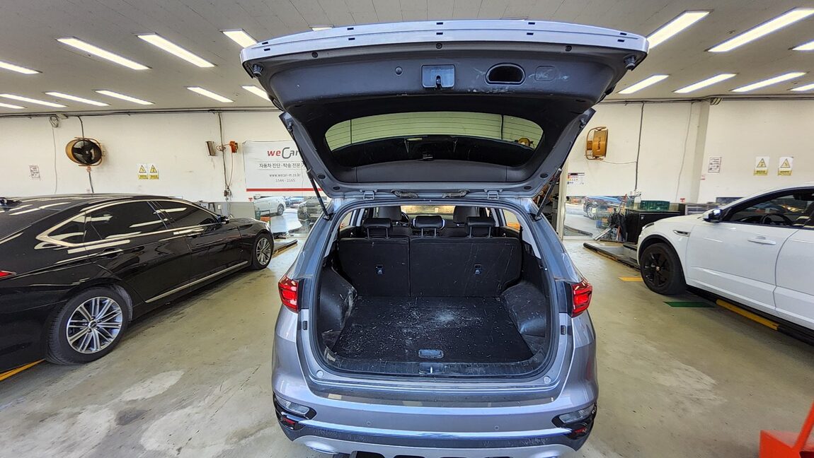 KIA SPORTAGE THE BOLD R2.0 DIESEL 2WD TRENDY 2020 - zdjęcie 15