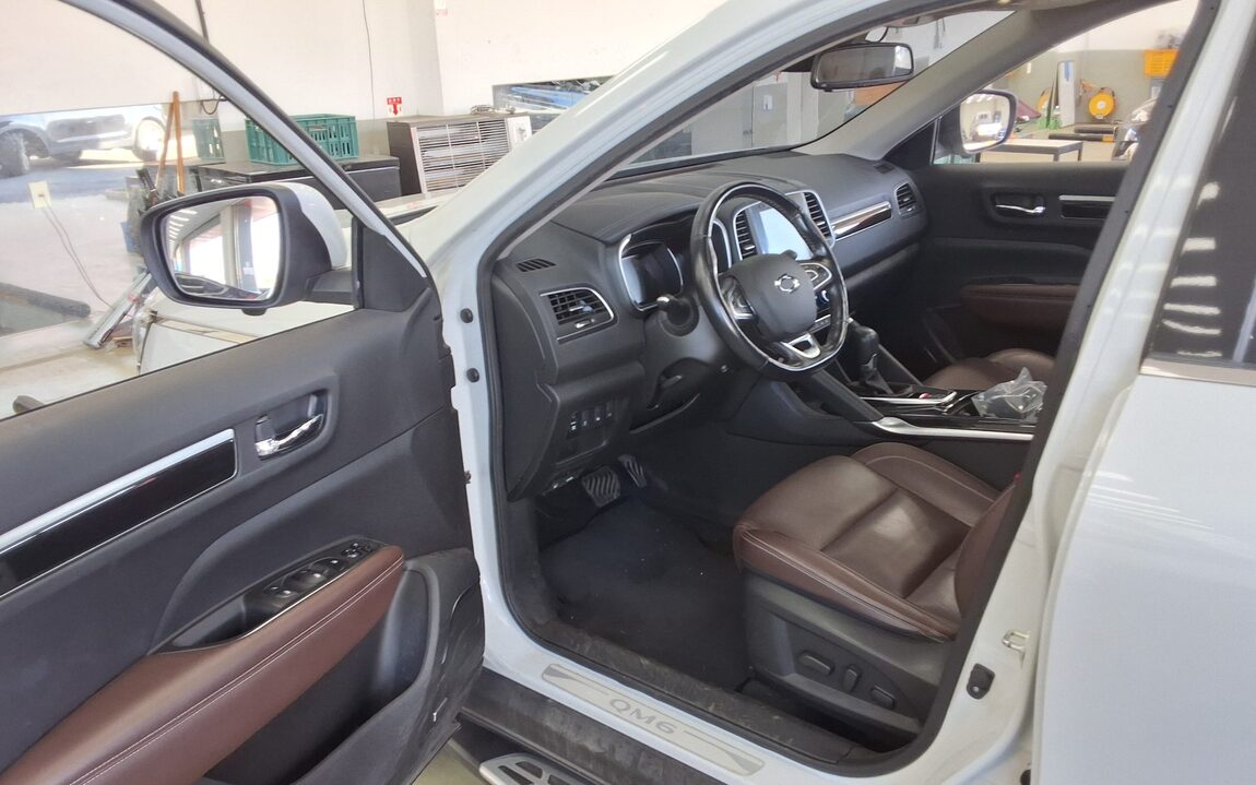 RENAULT (SAMSUNG) QM6 2.0 dCi 4WD RE SIGNATURE 2018 - zdjęcie 10
