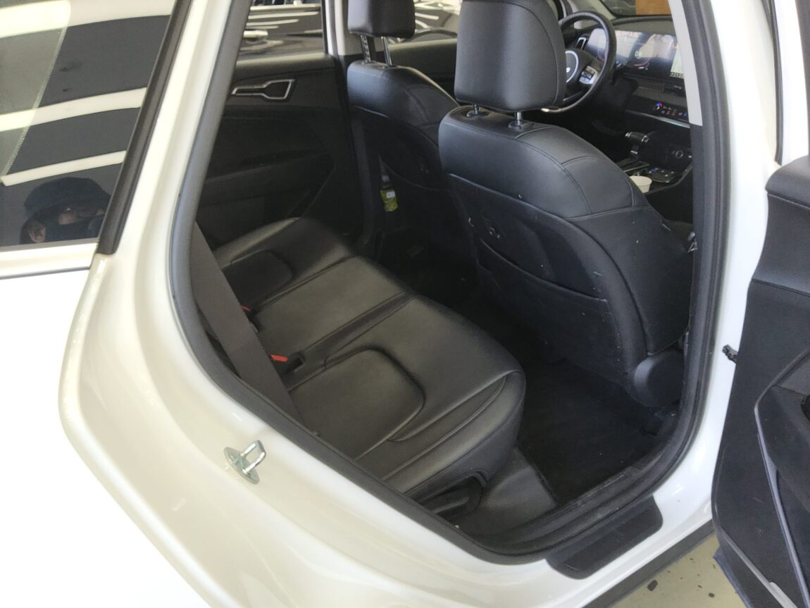 KIA THE ALL NEW SPORTAGE 2.0 DIESEL 2WD PRESTIGE 2023 - zdjęcie 13