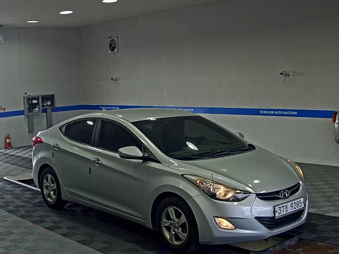 HYUNDAI AVANTE MD M16 GDi SMART 2013 - zdjęcie 3