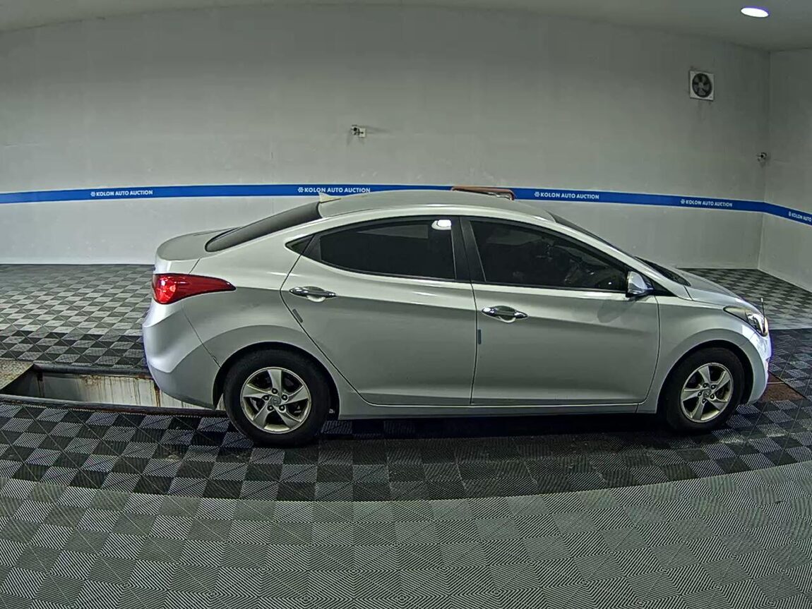 HYUNDAI AVANTE MD M16 GDi SMART 2013 - zdjęcie 4