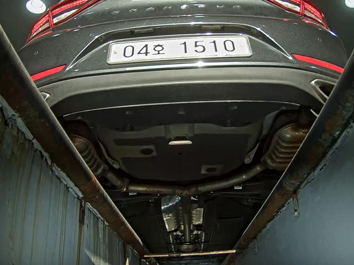 HYUNDAI GRANDEUR IG 2.4 GDi MODERN 2018 - zdjęcie 8