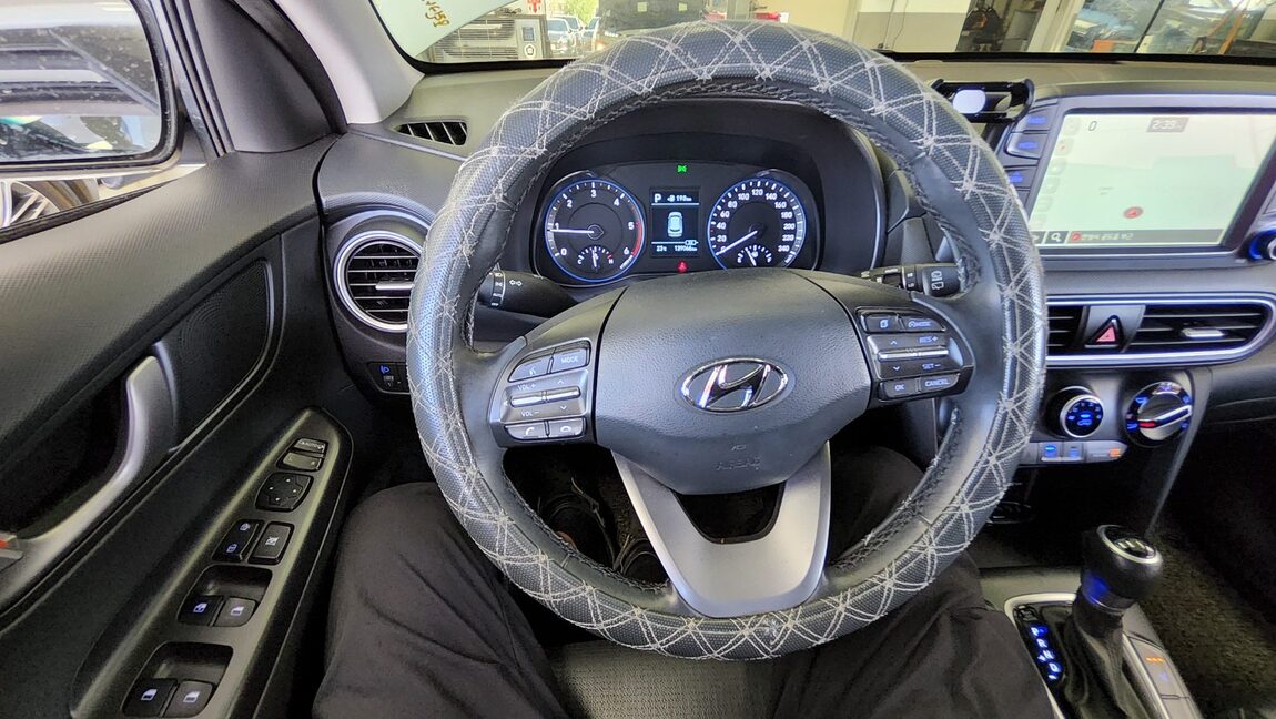 HYUNDAI KONA 1.6 DIESEL 2WD MODERN TECH 2018 - zdjęcie 17