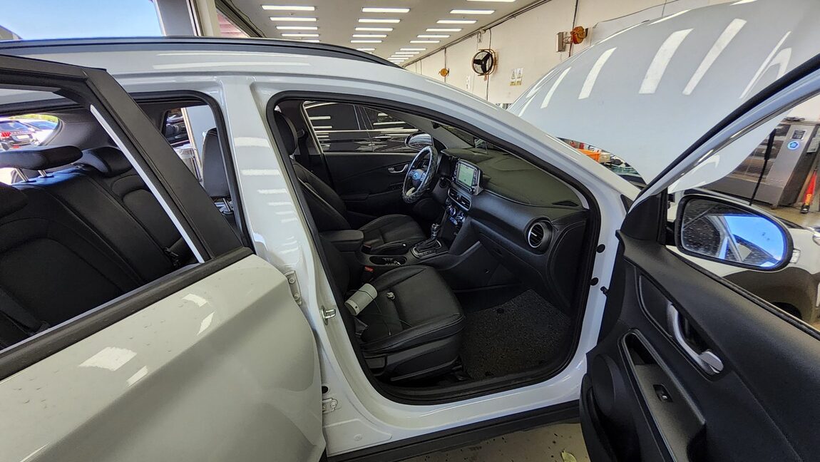 HYUNDAI KONA 1.6 DIESEL 2WD MODERN TECH 2018 - zdjęcie 14