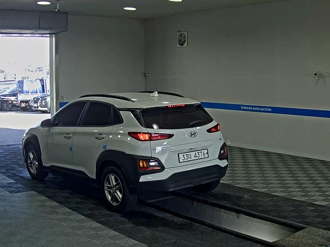 HYUNDAI KONA 1.6 DIESEL 2WD MODERN TECH 2018 - zdjęcie 6