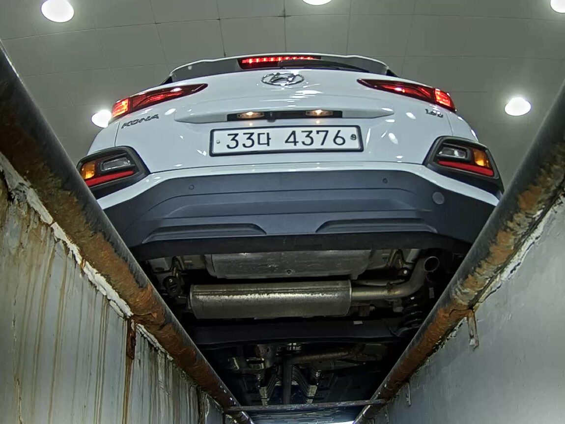 HYUNDAI KONA 1.6 DIESEL 2WD MODERN TECH 2018 - zdjęcie 8