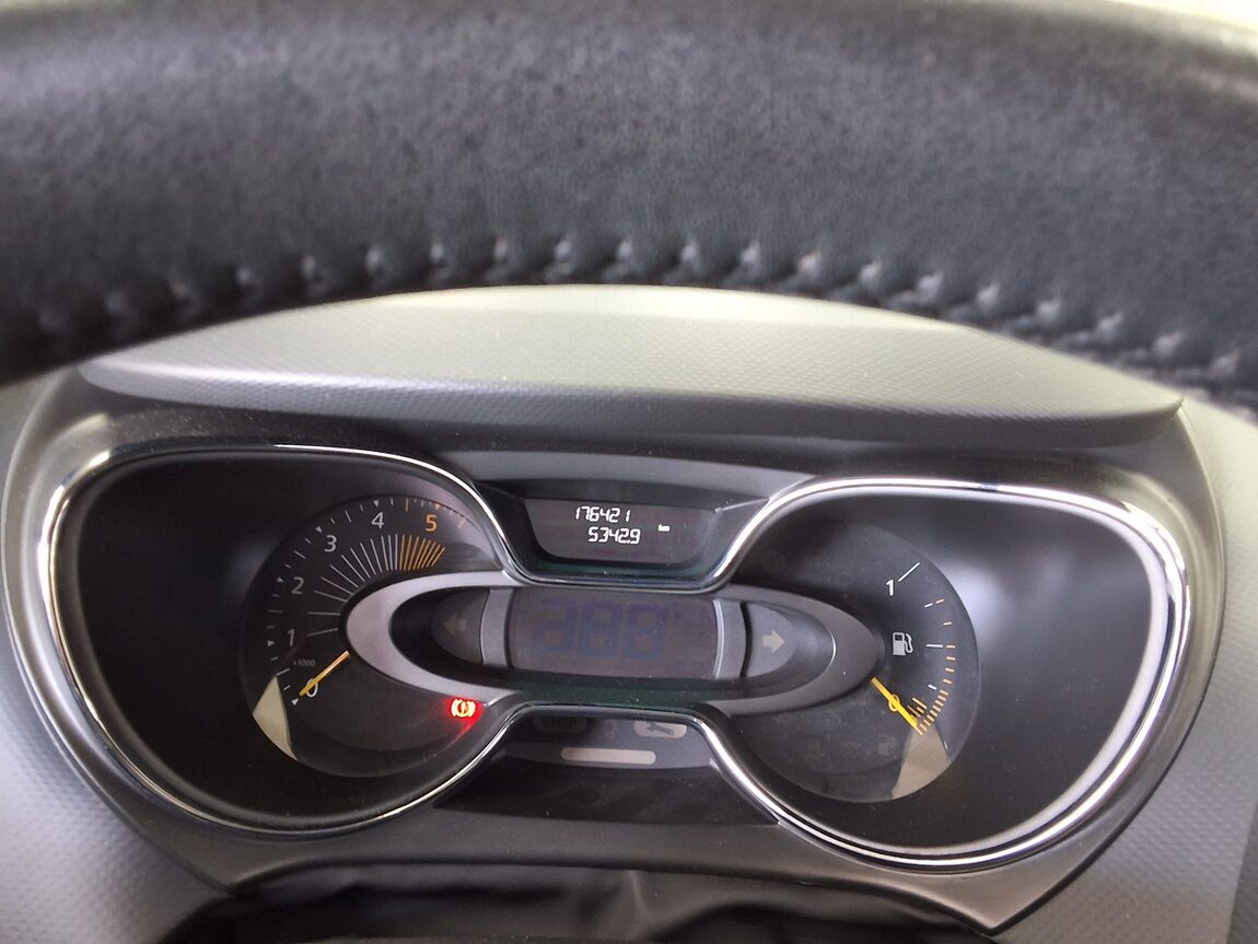 RENAULT (SAMSUNG) QM3 RE 2015 - zdjęcie 10