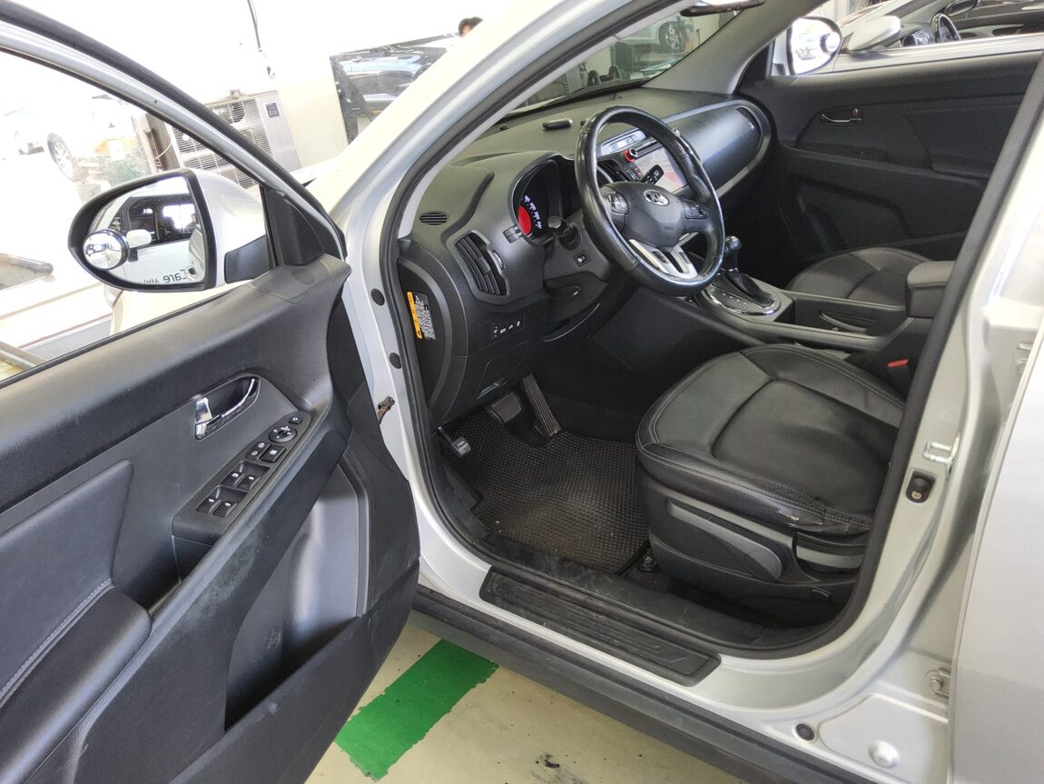 KIA SPORTAGE R DIESEL R2.0 2WD TLX LUXURY MODEL 2013 - zdjęcie 10