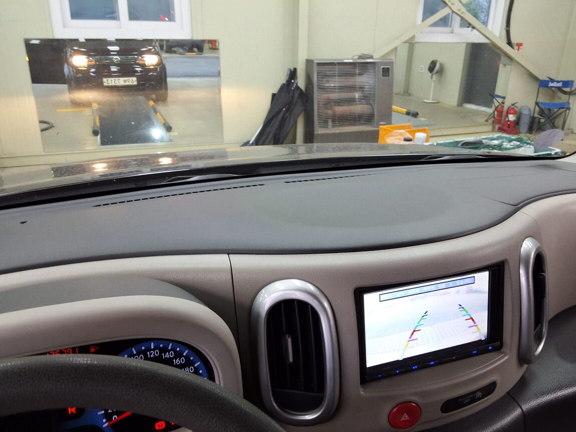 NISSAN CUBE (3RD GEN) 1.8 S 2011 - zdjęcie 24