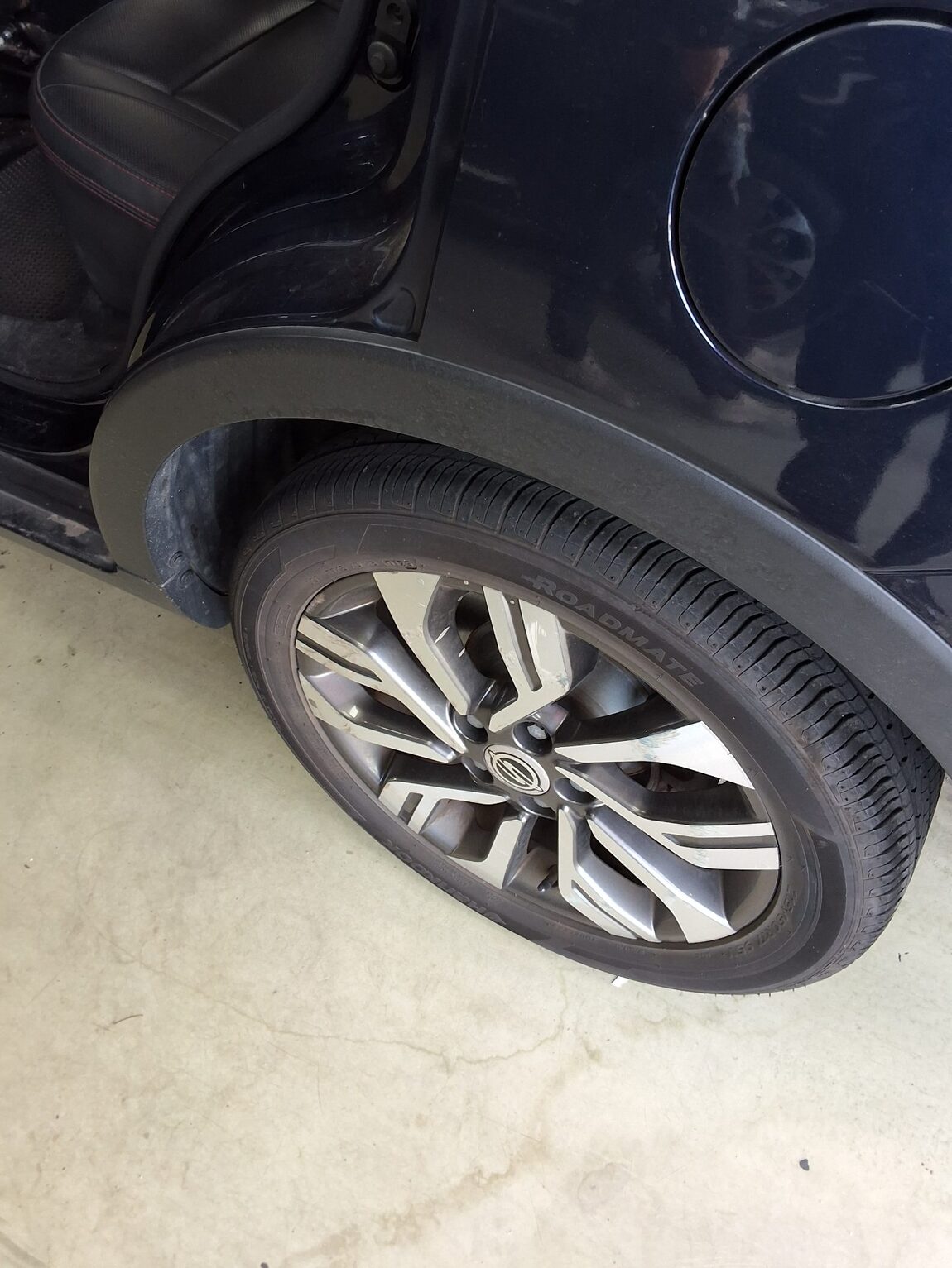 KG MOBILITY (SSANGYONG) TIVOLI AIR GASOLINE 2WD IX 2019 - zdjęcie 22