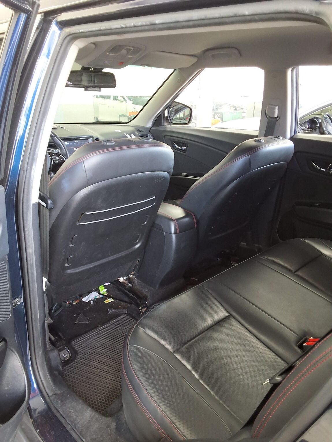 KG MOBILITY (SSANGYONG) TIVOLI AIR GASOLINE 2WD IX 2019 - zdjęcie 12