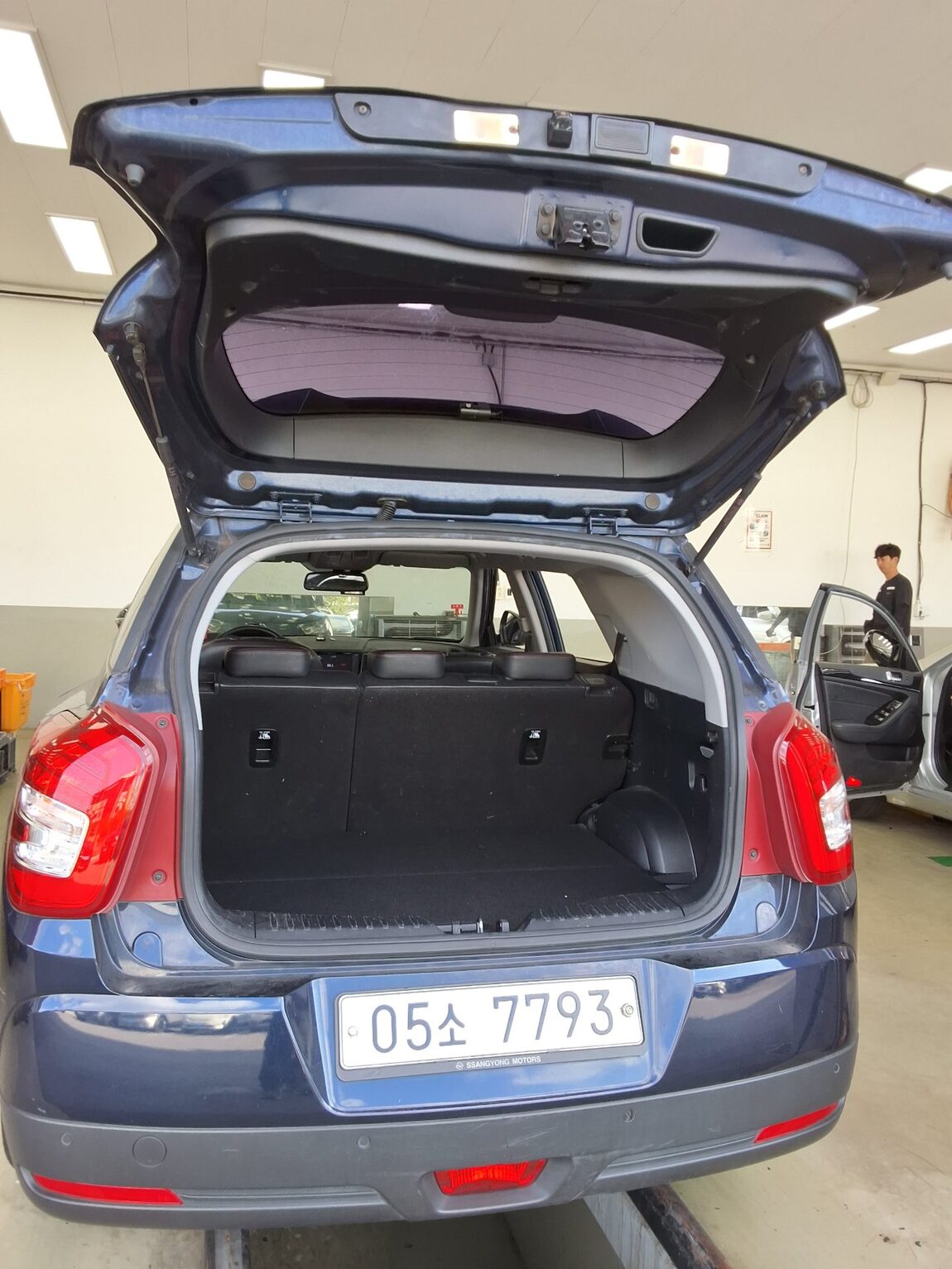 KG MOBILITY (SSANGYONG) TIVOLI AIR GASOLINE 2WD IX 2019 - zdjęcie 15