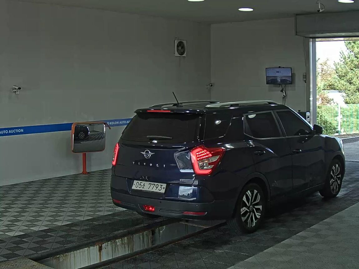 KG MOBILITY (SSANGYONG) TIVOLI AIR GASOLINE 2WD IX 2019 - zdjęcie 5