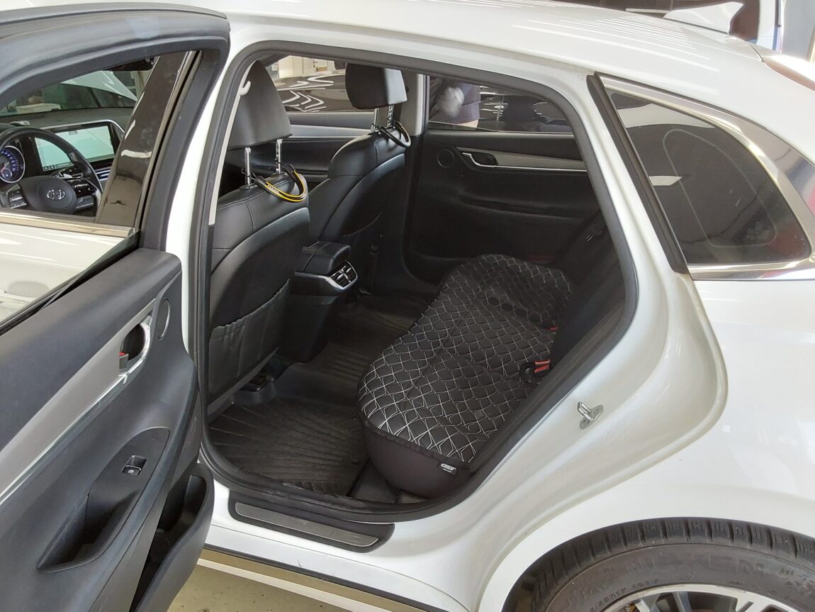 HYUNDAI THE NEW GRANDEUR IG LPi 3.0 BUSINESS DELUXE TYPE 2022 - zdjęcie 12
