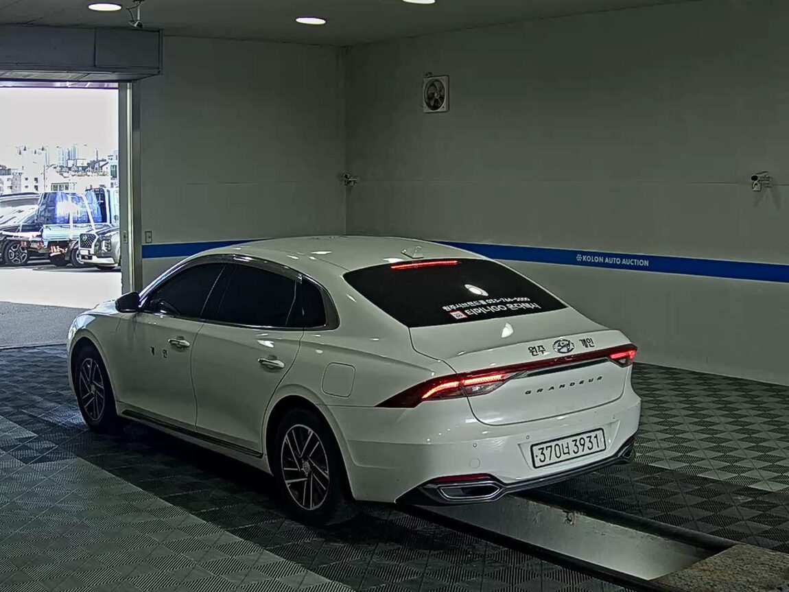 HYUNDAI THE NEW GRANDEUR IG LPi 3.0 BUSINESS DELUXE TYPE 2022 - zdjęcie 6