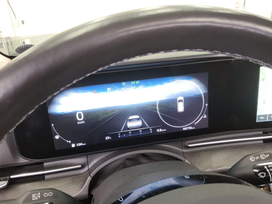 KIA NEW CARNIVAL (KA4) 9-SEATER GASOLINE SIGNATURE 2023 - zdjęcie 9